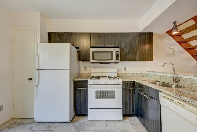 Building Photo - 3452 Willowrun Dr