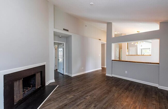 Foto del edificio - 307 Wax Myrtle Ct