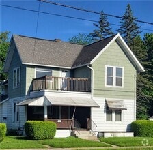 Building Photo - 507 Broadway St