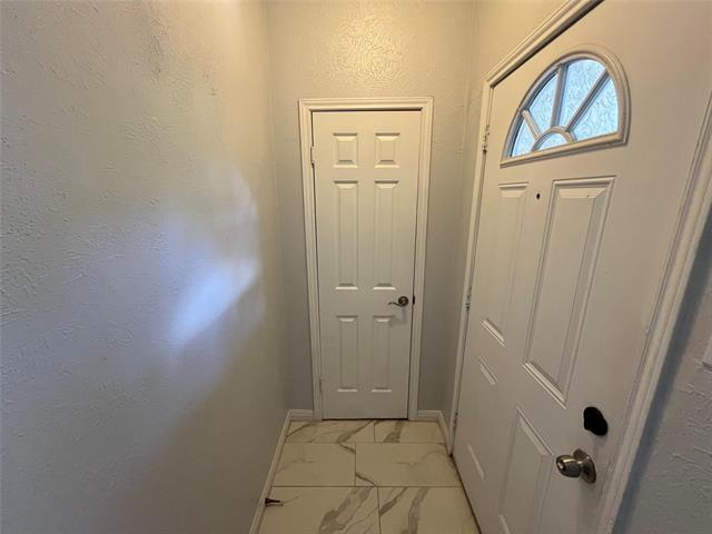 Foto del edificio - 501 Arbor Creek Dr