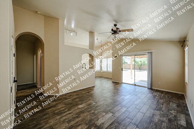 Foto del edificio - 8449 W Audrey Ln