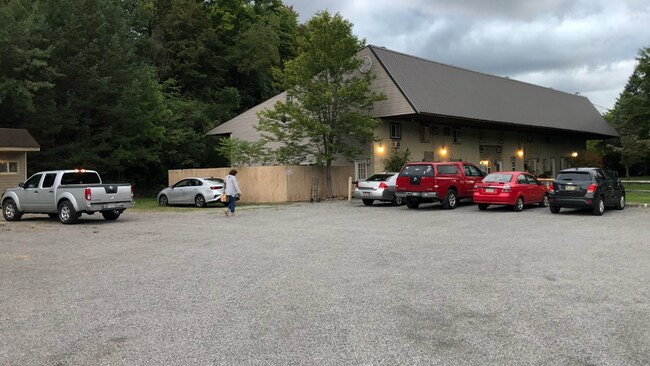 Front of building - 302 Mitchell Hill Rd