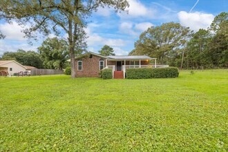 Building Photo - 3104 Bay Ridge Dr
