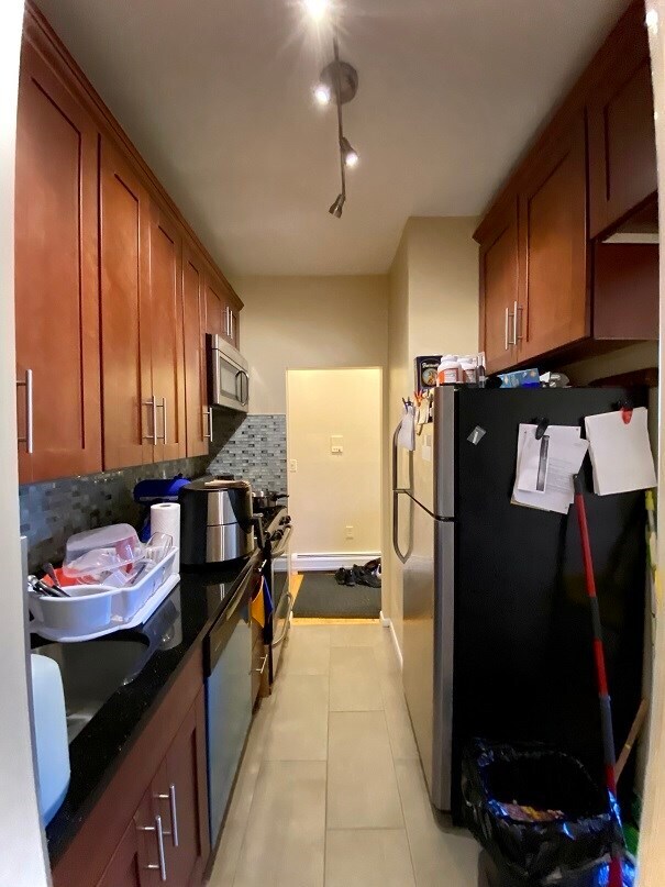 Foto del edificio - 128 Monticello Ave