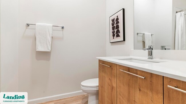 Foto del edificio - 5256 International Dr