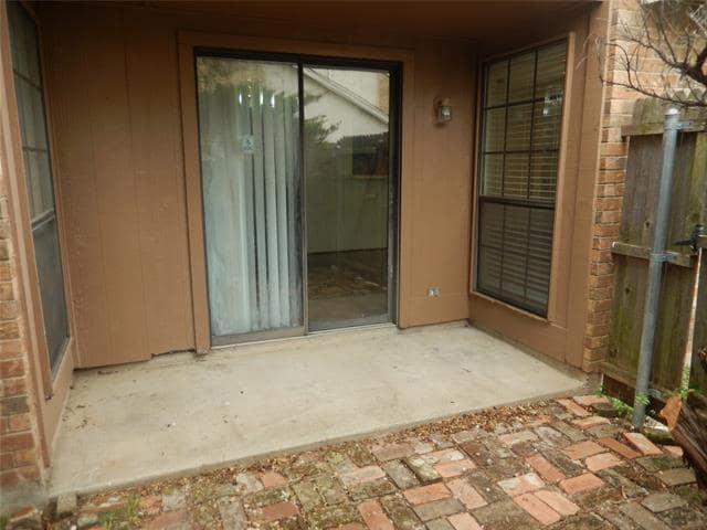 Foto del edificio - 422 Pogue St