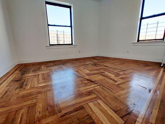 Foto del edificio - 1 bedroom in BRONX NY 10456