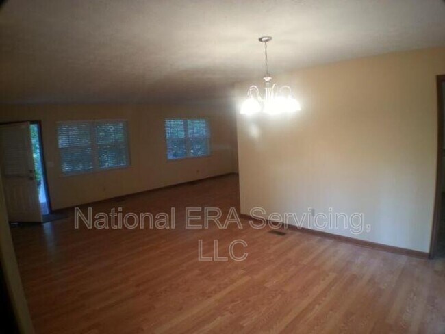 Foto del edificio - 3653 Chestnut Lake Ct