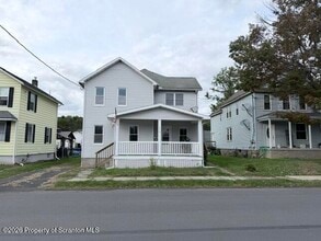 Building Photo - 330 Hickory St