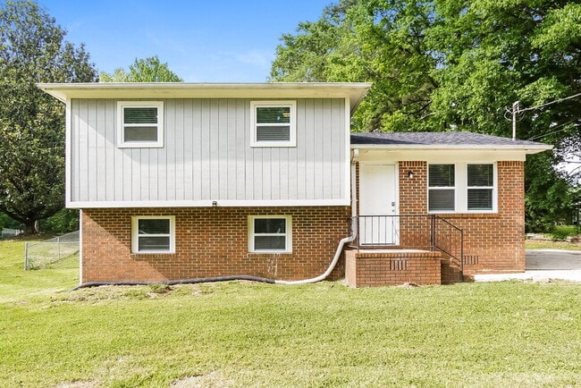 Building Photo - 201 Beechwood Dr