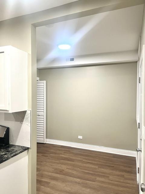 Foto del edificio - 2 bedroom in Chicago IL 60637