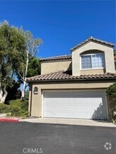 Building Photo - 94 Cloudcrest