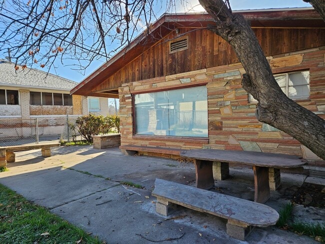 Foto del edificio - 316-317 S Vincent Ct