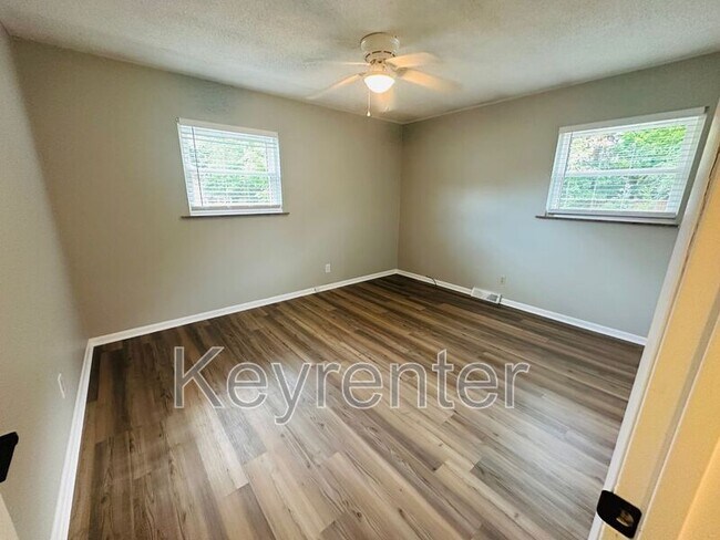 Foto del edificio - 11629 S Williamsburg Dr