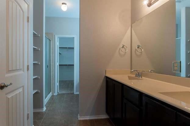 Foto del edificio - 1122 Kaufman Rd