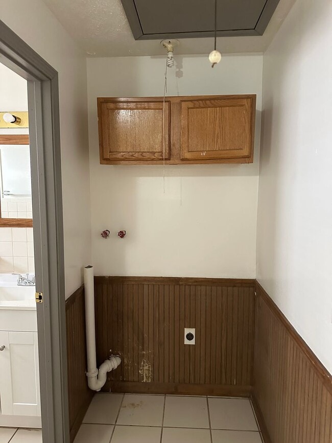 Building Photo - East Midlothian Duplexes