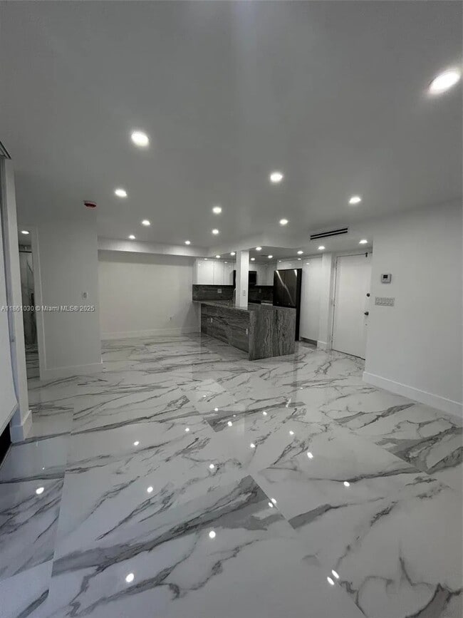 Foto del edificio - 11790 SW 18th St