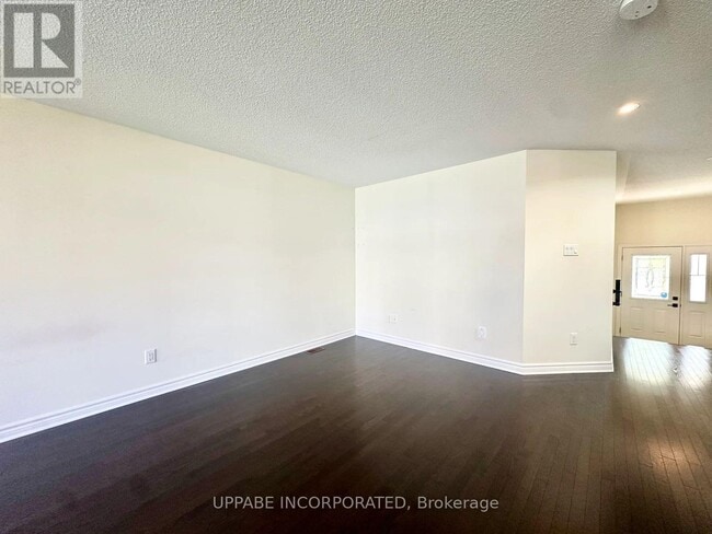 Building Photo - 109 Calvington Ave