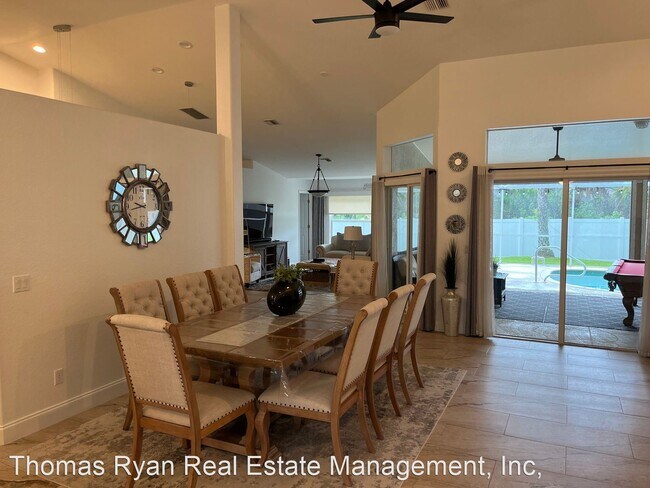 Foto del edificio - 4 br, 2.5 bath House - 3845 Candia Ave