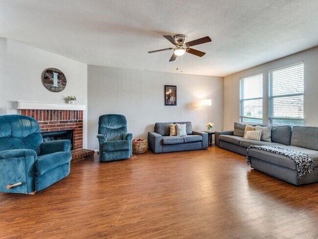 Building Photo - 8406 Beachplum Way