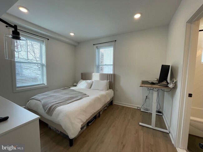 Foto del edificio - 630 S 19th St