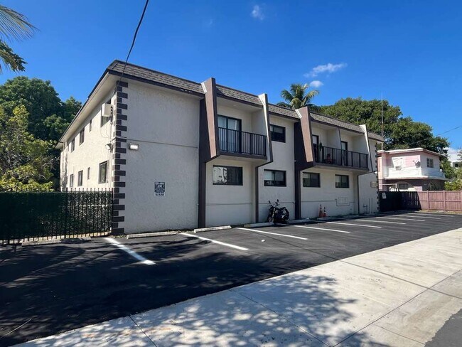 Foto del edificio - 1251 NW 4th St