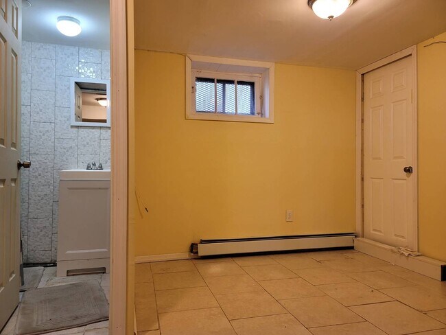 Foto del edificio - 137-28 170th St