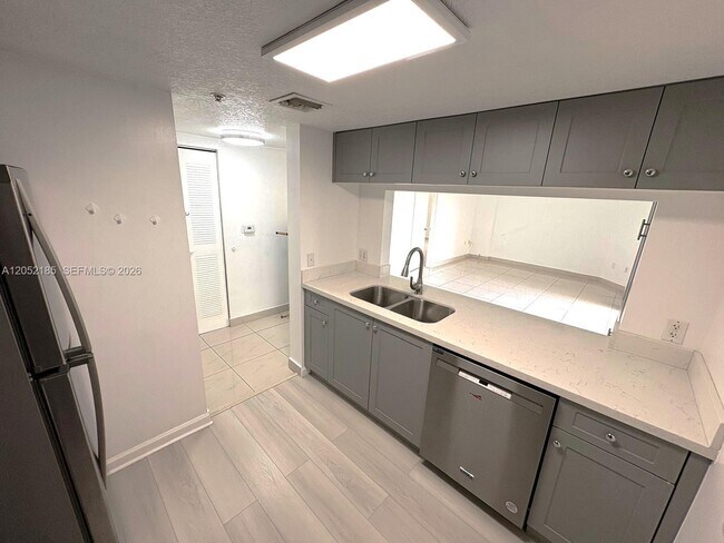 Foto del edificio - 280 SW 20th Rd