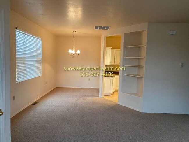 Foto del edificio - 1705 E 23rd St
