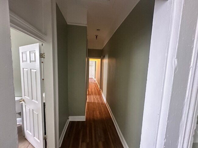 Foto del edificio - 2328-2330 Ursulines Ave