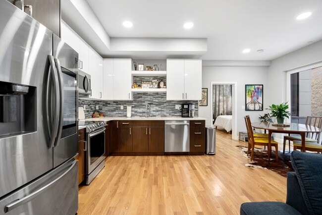 Foto del edificio - 10 Taber St