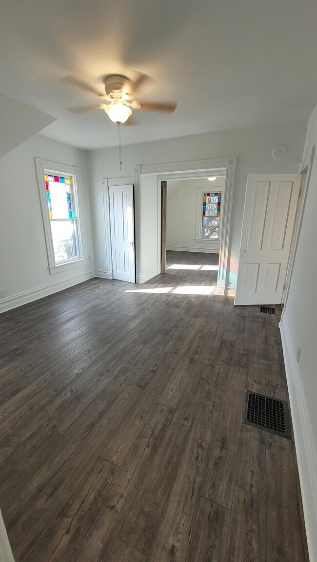 Foto del edificio - 728 W Colorado Ave