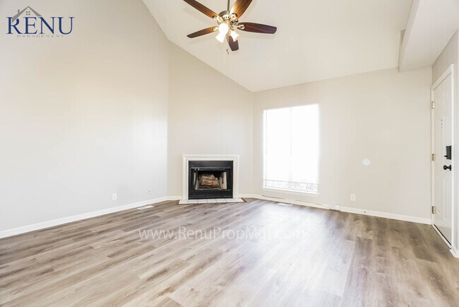 Foto del edificio - 3BR/2BA Home w/attached single garage!