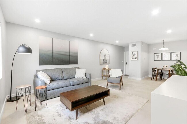 Foto del edificio - 2424 SE 17th St