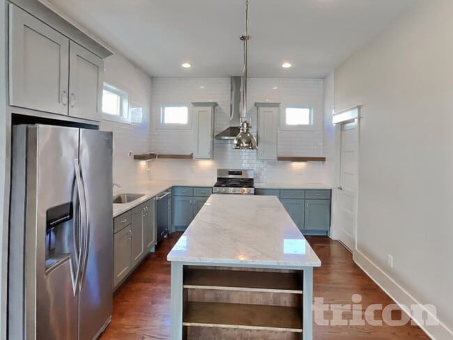 Foto del edificio - 1212 Hillwood Private Cove