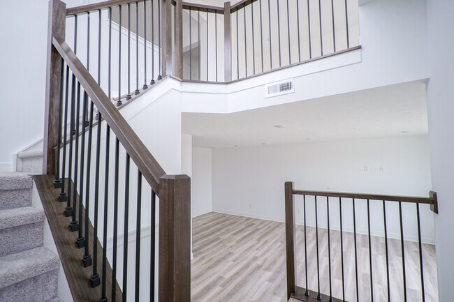Building Photo - 13349 Minden Dr