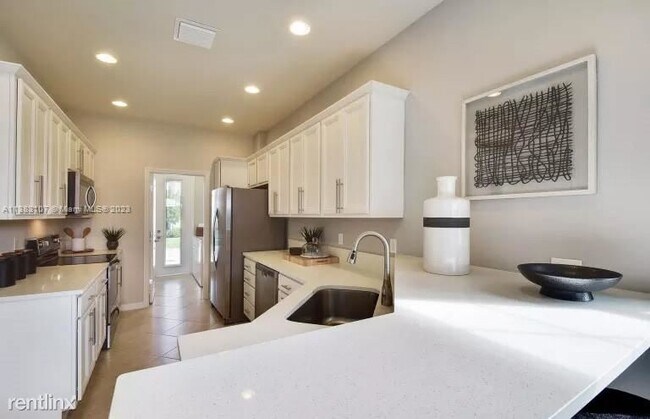 Foto del edificio - 3 br, 2.5 bath House - 4002 Long Leaf Ln # 6