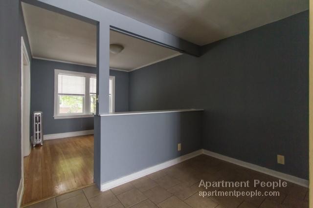 Building Photo - 5925 N Paulina St