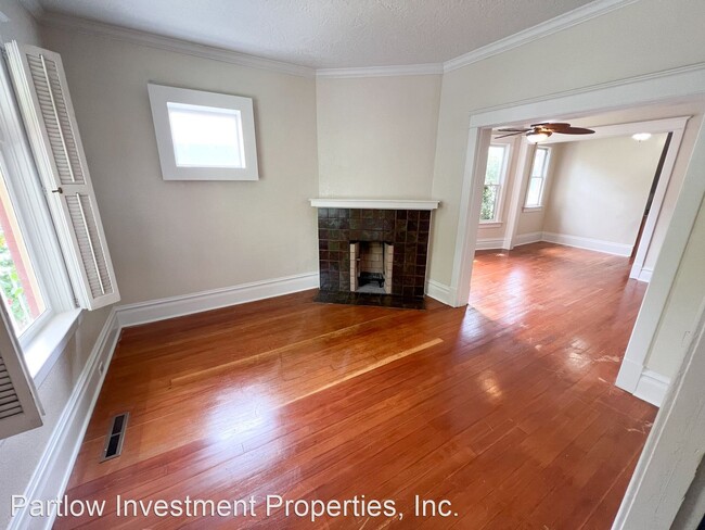 Building Photo - 3 br, 3 bath House - 133 M St.
