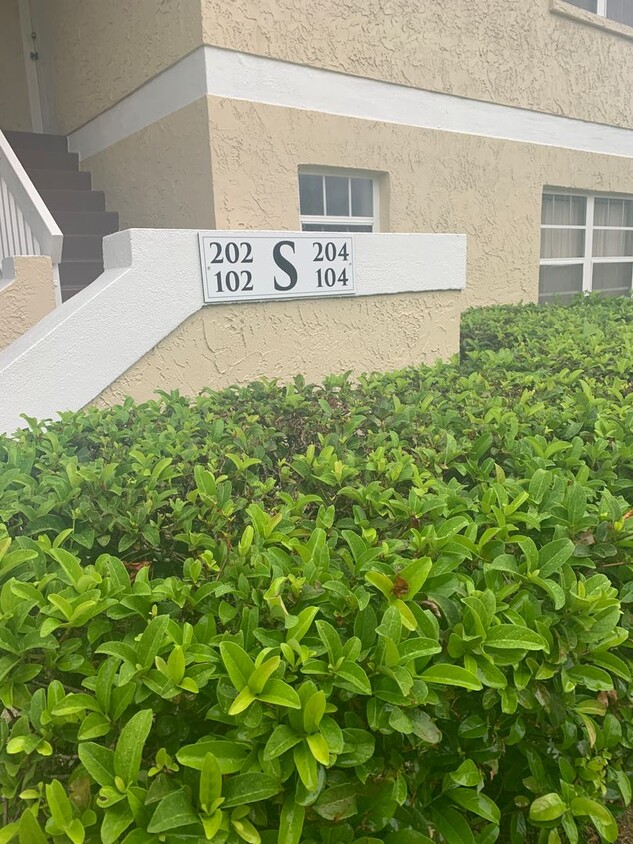 Two Bedroom Condo In Midport Place II Til... - Two Bedroom Condo In Midport Place II  Til...