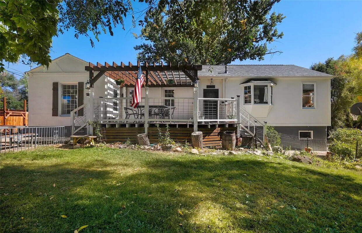 2050 Teller St, Lakewood, CO 80214 House Rental in Lakewood, CO