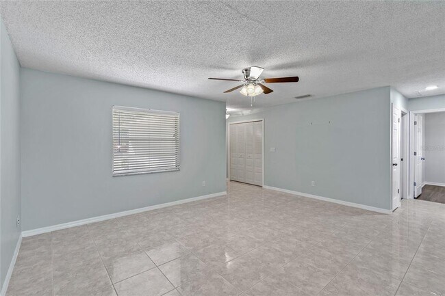Foto del edificio - 2711 N Dellwood Dr
