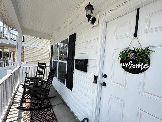 Foto del edificio - 4 bedroom newly built home in Ocean View, ...