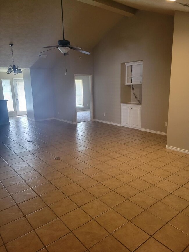 Foto del edificio - AUGUST 2026 PRE-LEASE!!  Adorable 4 Bedroom 2 Bathroom Home