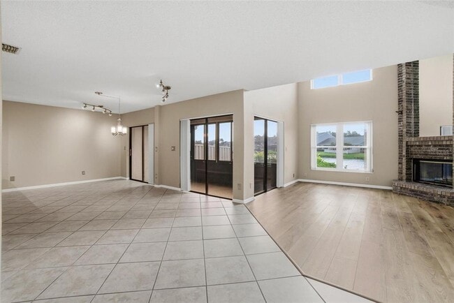 Foto del edificio - 846 Glades Ct