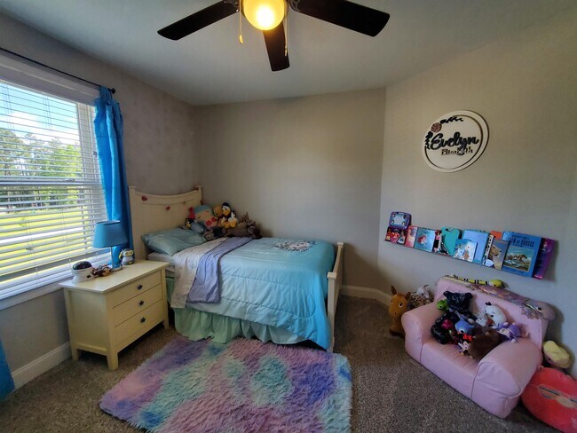 Foto del edificio - 106 Ridge Cove Ln