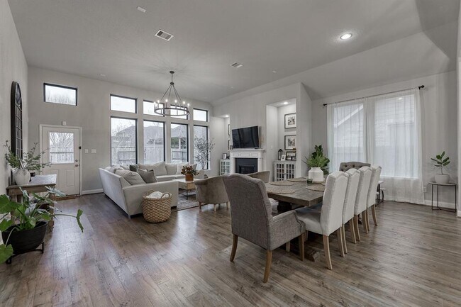 Building Photo - 16730 Blackland Prairie Dr