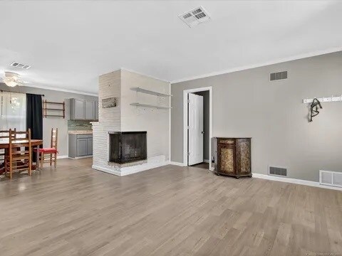 Foto del edificio - 3615 Utah Ave