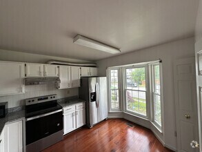 Building Photo - 4438 Cole Farm Rd