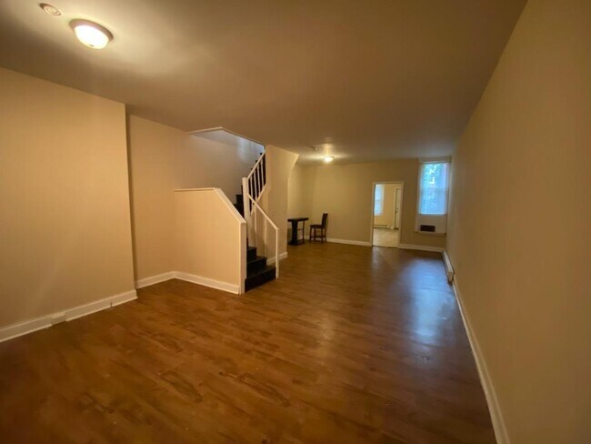 Building Photo - 6032 Delancey St